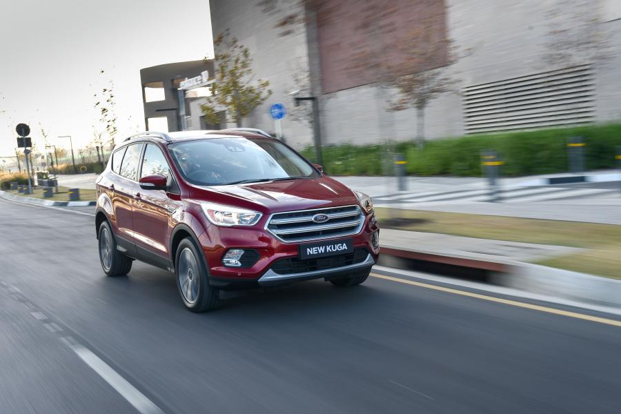  Ford Kuga 2017 года  (ZA) (фото 6 из 40)